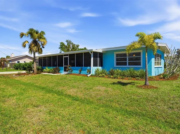 2400 Pine Ct, Nokomis, FL 34275