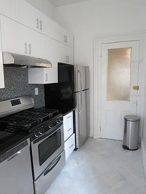 Rented by Brownstone Property Group | media 20