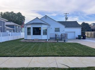 1007 M St, Aurora, NE 68818