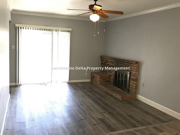 5th image of 8621 Royalglen Way