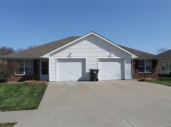 4th image of 2925 NW Mill Pl
