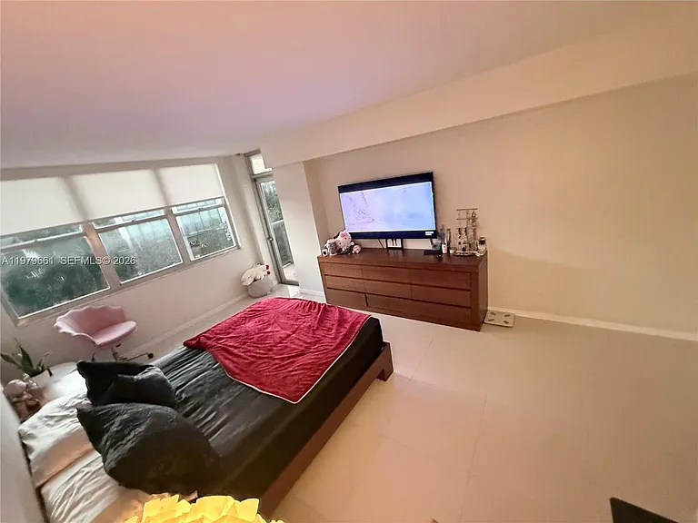 6039 Collins Ave #635 — Photo 5