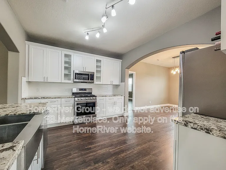 4626 Legends Bay Dr — Photo 6
