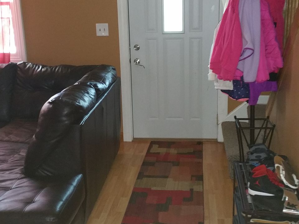 1st image of 1816 Bromley Ct