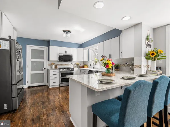 13015 Caton Pl, Manassas, VA 20112