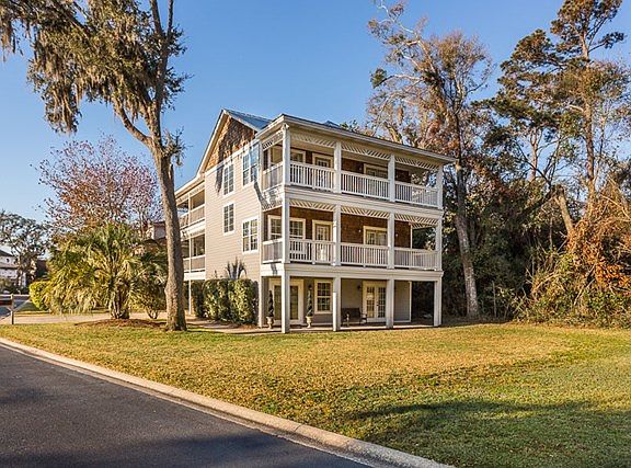 3rd image of 120 Sunrise Dr