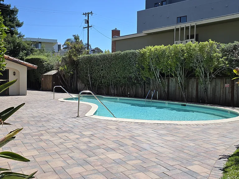 1427 Floribunda Ave #106 — Photo 19