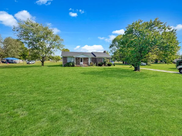 242 Cemetery St, Junction City, KY 40440