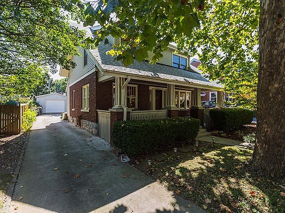 2nd image of 14 Richmond Ave