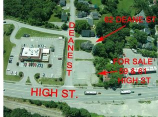 61 High St, Ellsworth, ME 04605