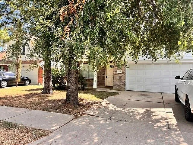 3 bed, 1556 sqft, $2,000 — Photo 2