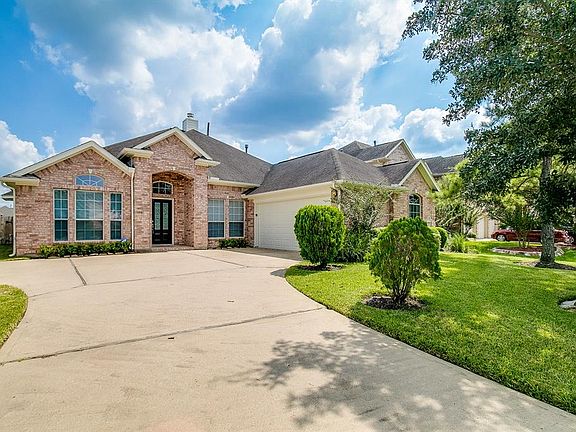 3rd image of 1230 Riverchase Dr