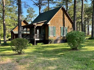 104 N Edge Dr, South Hill, VA 23970