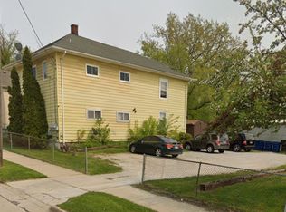 1405 11th St #3, Racine, WI 53403