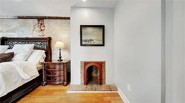 632 Burgundy St — Photo 41