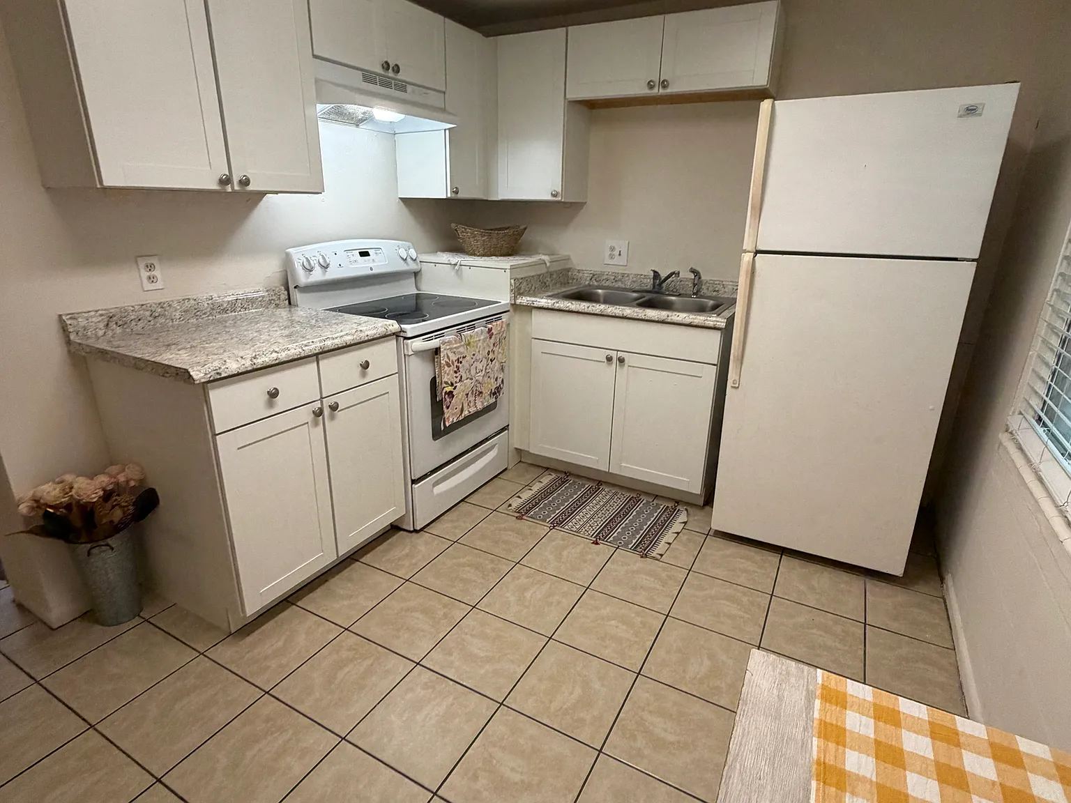 2 bed, 850 sqft, $1,150 — Photo 2