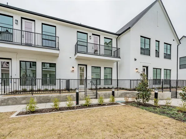 133 Garden Ct E Unit 133, Arlington, TX 76013