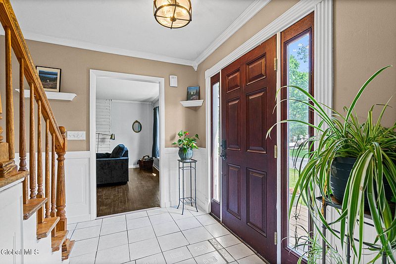 4th image of 9 Haviland Drive
