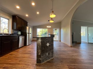 23011 75th Pl W, Edmonds, WA 98026