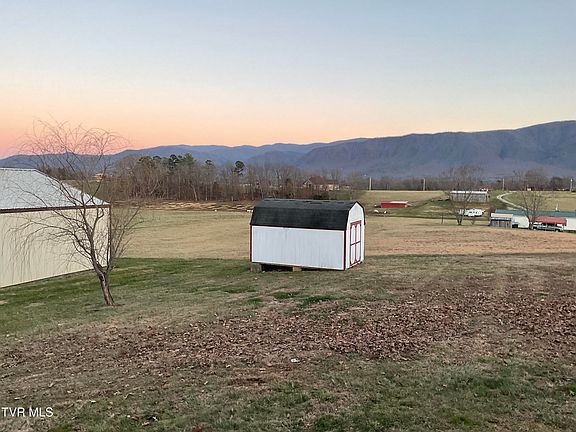 5th image of 675 Shakerag Rd