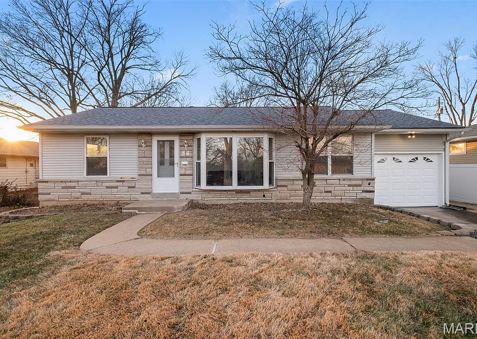 1st image of 36 Buckley Meadows Dr