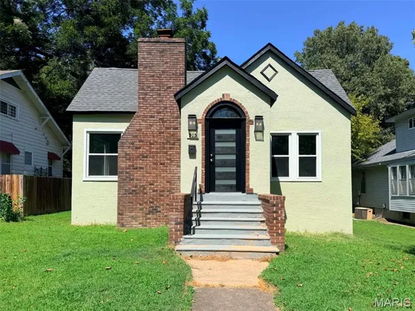 915 Cynthia St, Poplar Bluff, MO 63901