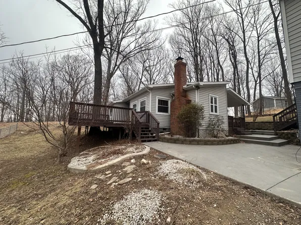 542 Wagon Trail Rd, Harpers Ferry, WV 25425