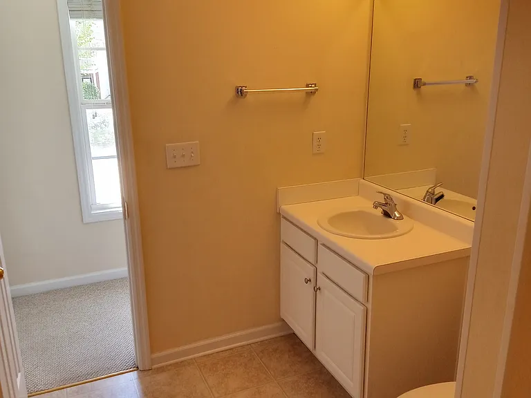 297 Wiltshire Dr — Photo 8