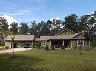 44 Winchester Ln, Crawfordville, FL 32327