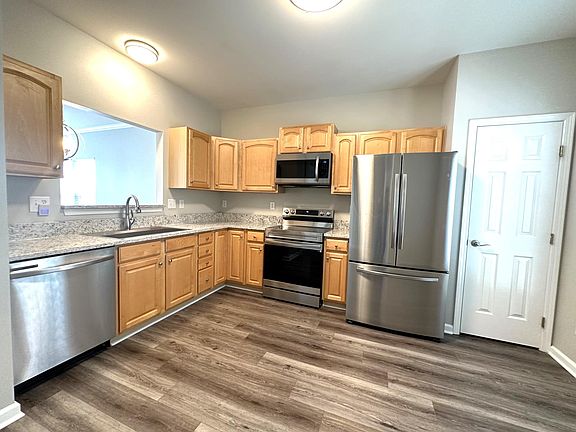 4th image of 8033 Bristle Toe Ln