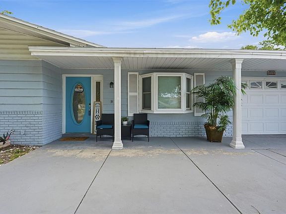 5th image of 4344 Oak Bluff Ave