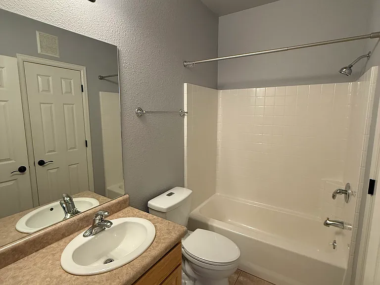 2491 Fountain Greens Pl #B-7 — Photo 21