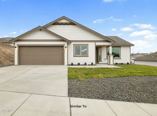 305 Glenwood Ave LOT 312, Spec Grandview, WA 98930