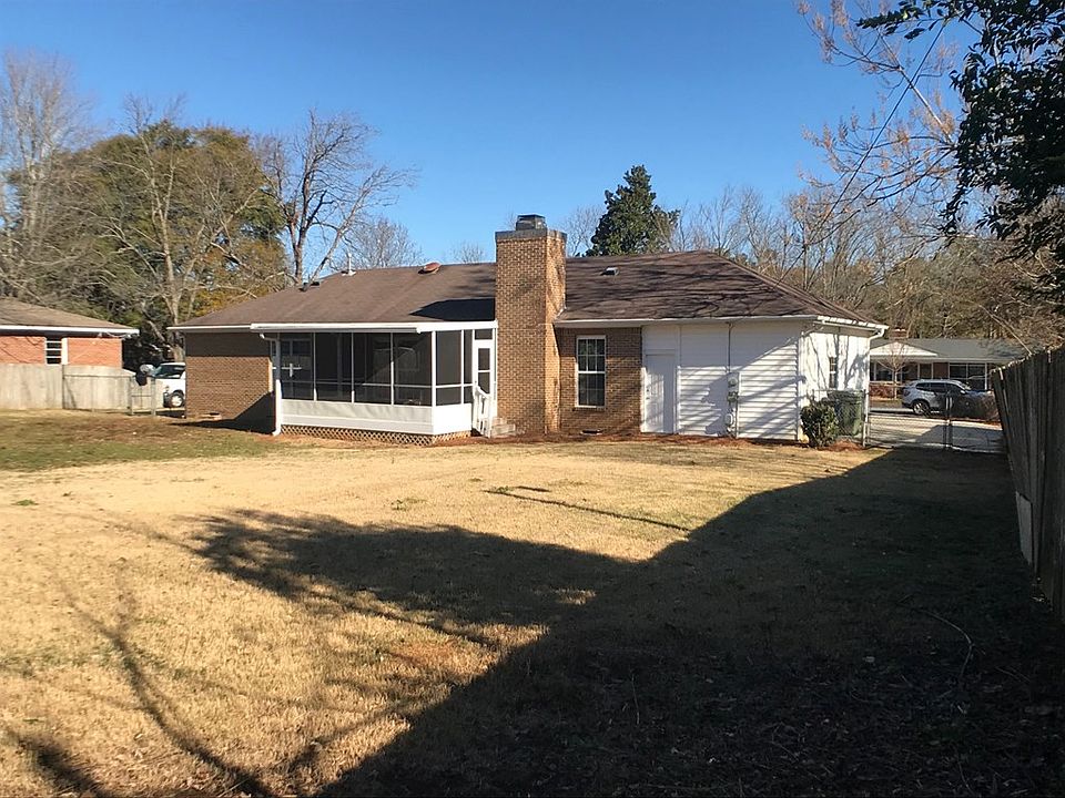 2nd image of 605 Boardman Rd