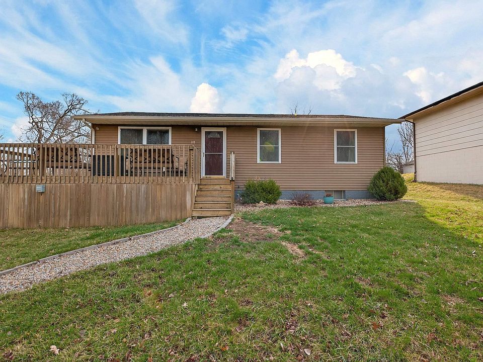 1st image of 137 Vera Dr