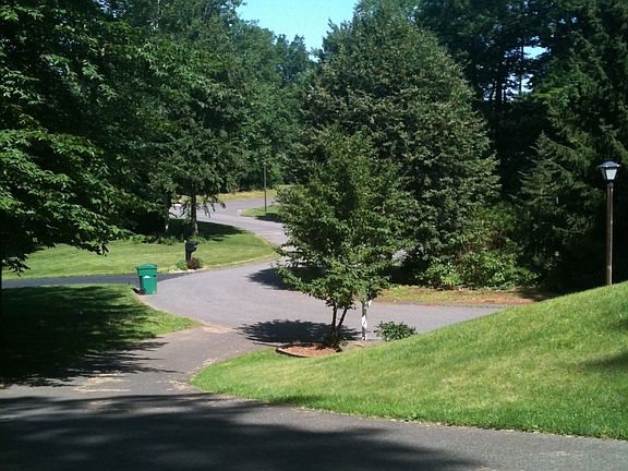 Drive way/ Cul-de-sac