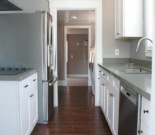 2nd image of 1056 E Fairmount Ave APT 1
