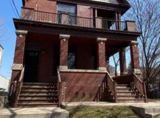 1722 N Franklin Pl #A1, Milwaukee, WI 53202