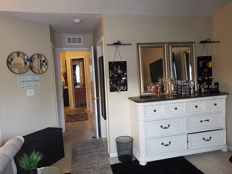 469 Belvedere Ln — Photo 10