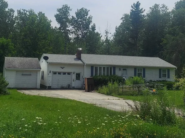 663 Houghton Lane, Bennington, VT 05201