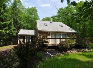 56 Thomas Ln, Albrightsville, PA 18210
