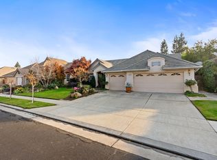 2922 Morris Ave, Clovis, CA 93611