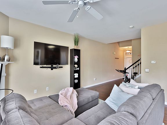 4th image of 2178 Oakland Grove Pl
