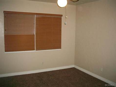 4th image of 608 E 19th St