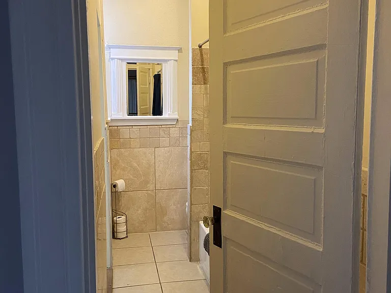 3915 Shaw Blvd — Photo 3