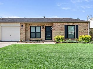 8975 Glen Meadow Ln, Beaumont, TX 77706