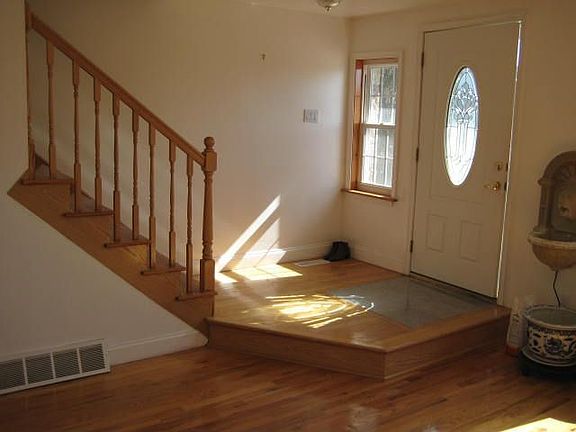 Entrance Living Room
