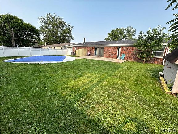 4th image of 609 Lenora Dr