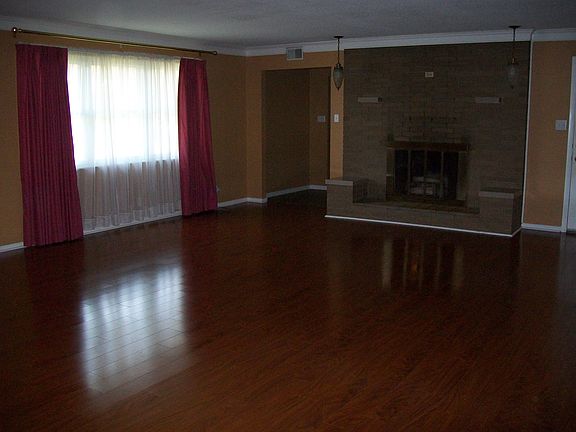 Living Room/Family Room