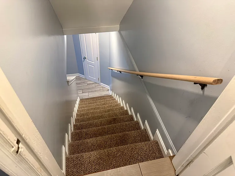 1327 Walker Ave — Photo 9